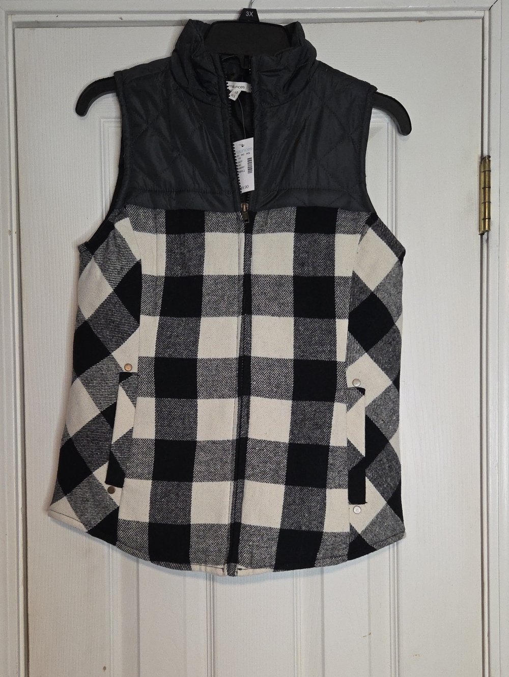 Maurices Black & White Buffalo Plaid Quilted Yoke Vest